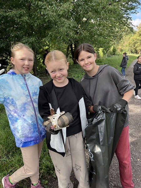 Ukliďme Česko; foto: web školy