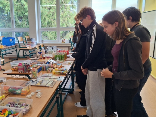 Projektový den - Finanční gramotnost; foto: web školy