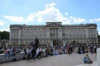 Buckinghamský palác ve, kterém sídlí královská rodina.; foto: web školy